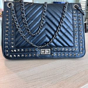 Chiara Ferretti Black  Studded  Quilted Leather /Chain Strap Women Bag VGUC